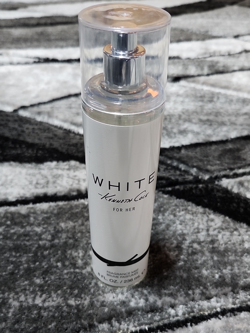 KENNETH COLE "WHITE" FOR HER CLEAN FLORAL & VANILLA BODY MIST